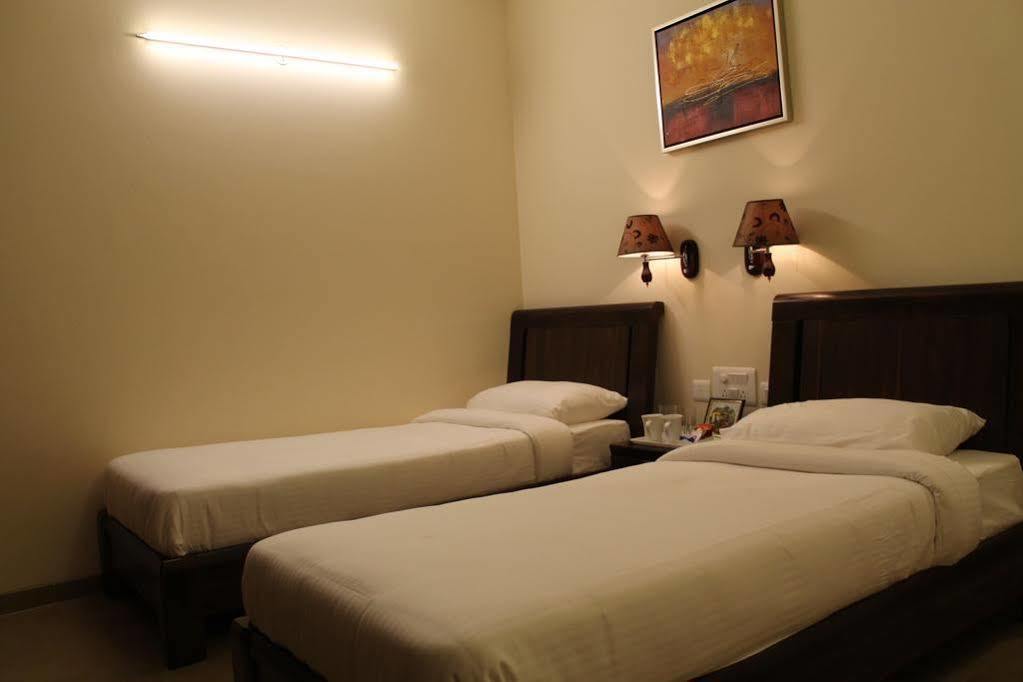 Veera Strand Park Serviced Apartments Calangute Exterior foto