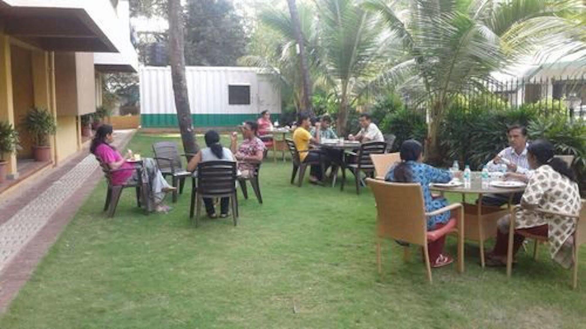 Veera Strand Park Serviced Apartments Calangute Exterior foto